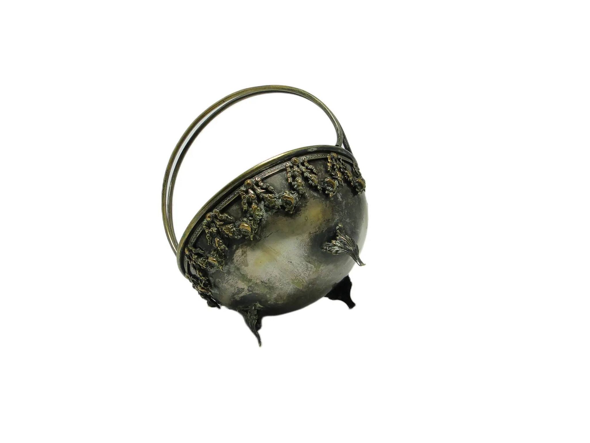 Baroque decorative bowl, brass, Germany, 1930s.