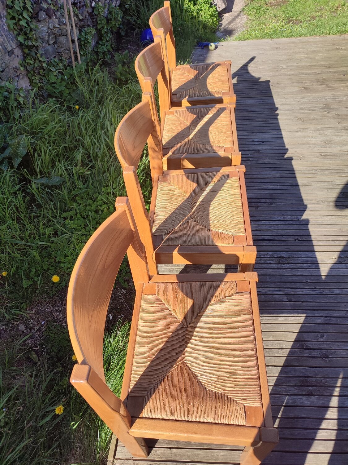 Chaise paille et orme maison regain