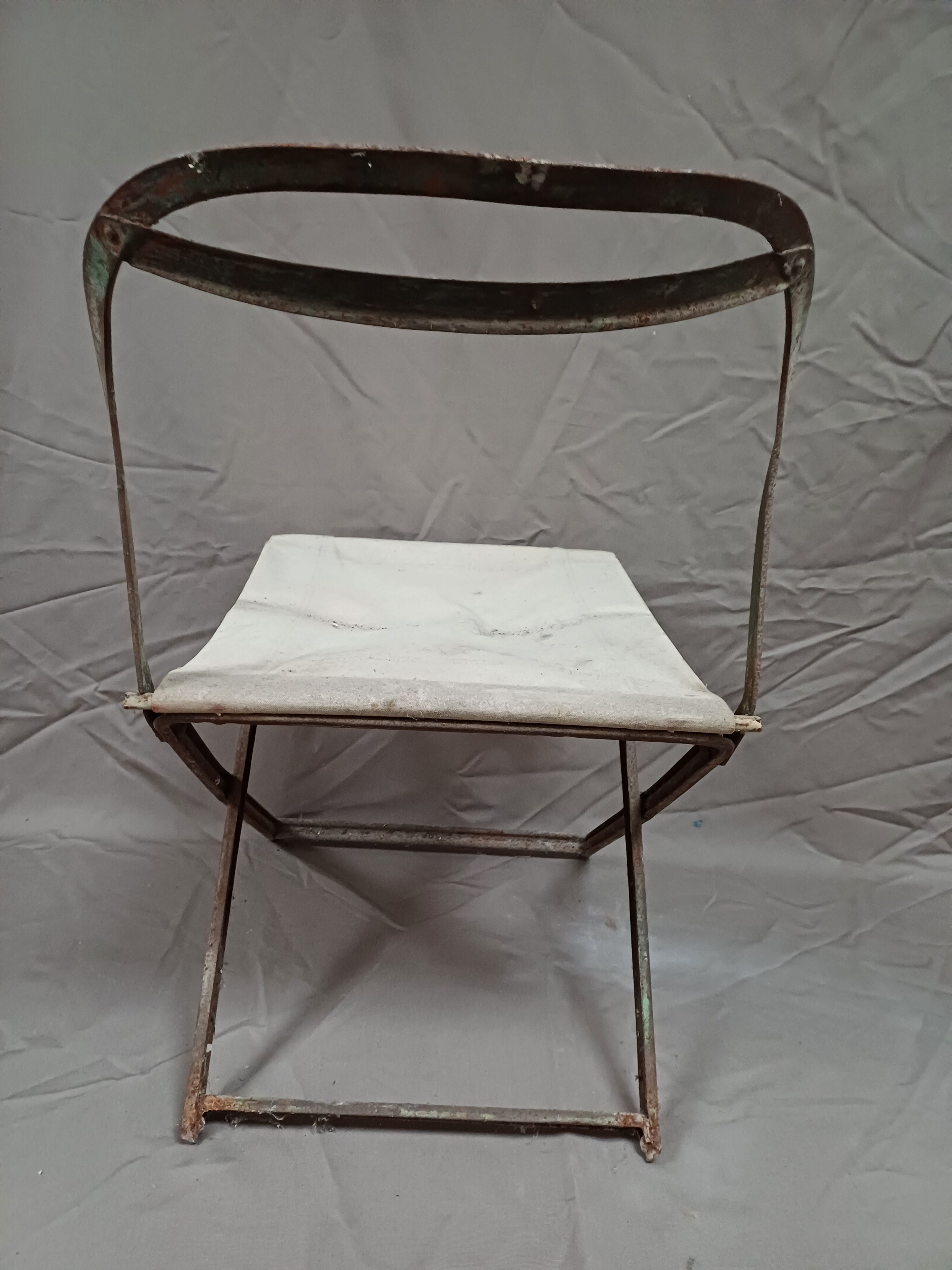 Chaise de jardin ancienne basse pliante métal tissus 1900