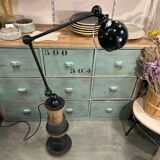 Articulated industrial lamp Jieldé e-reader