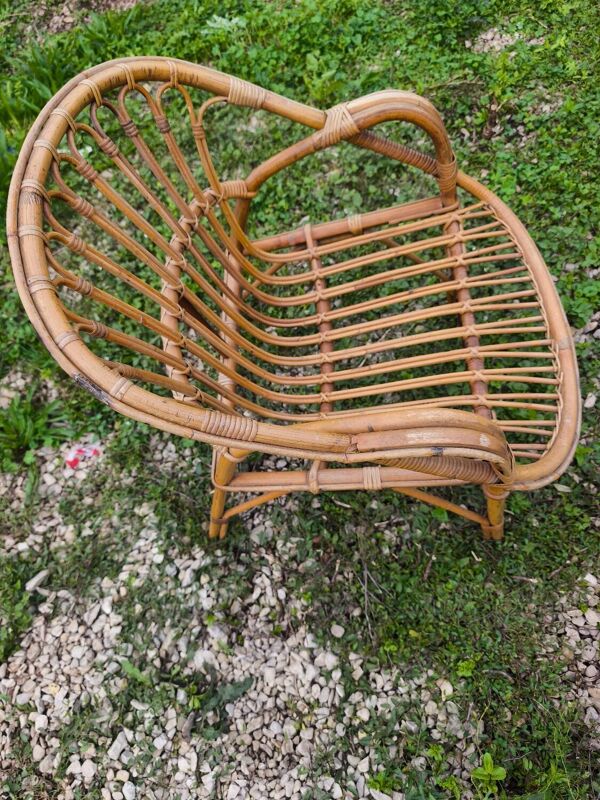 Fauteuils rotin bambou et petite table