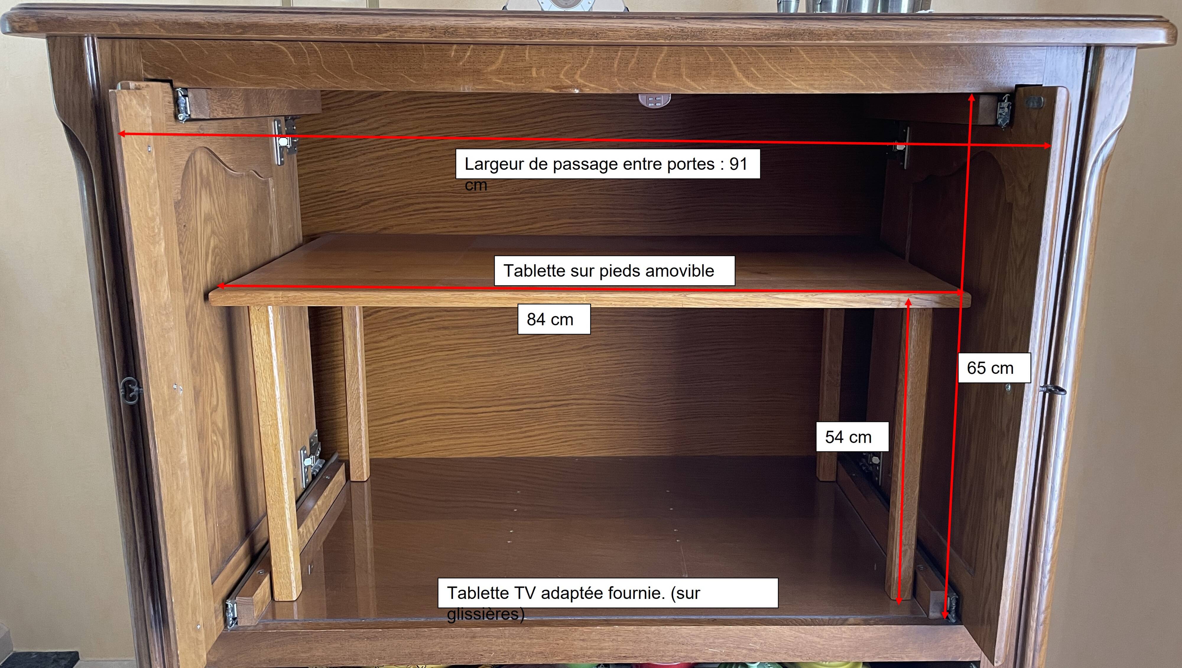 Storage furniture / bar / TV in solid oak – very high quality