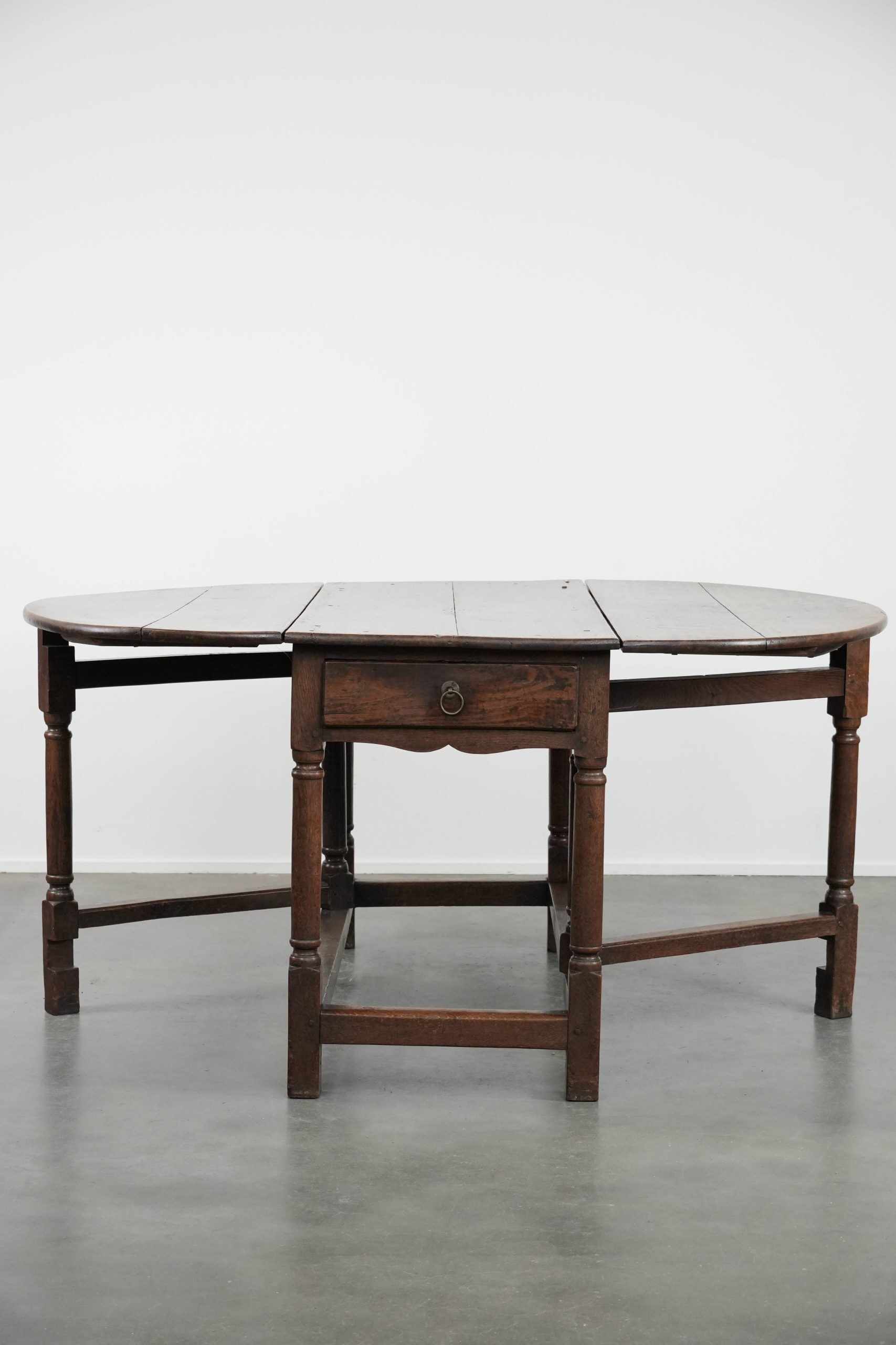 Antique English oak side/dining/gateleg table from the 18th century