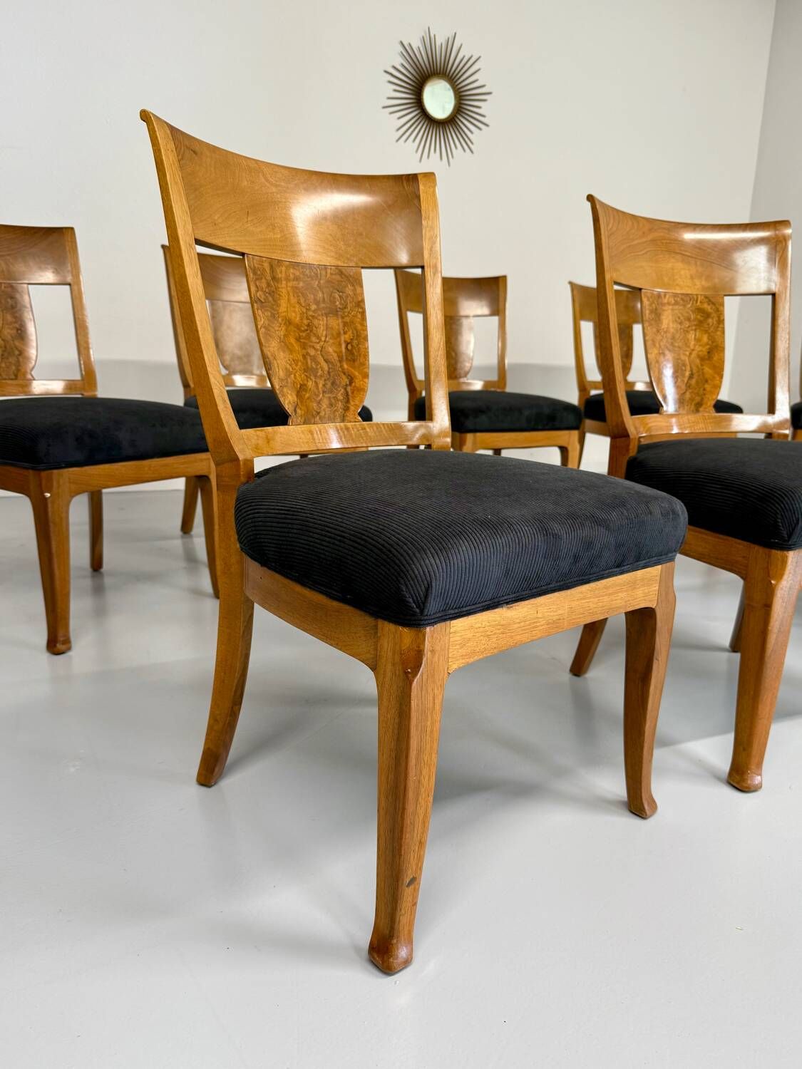 Set of 8 19th century Biedermeier art deco chairs in walnut with new upholstery