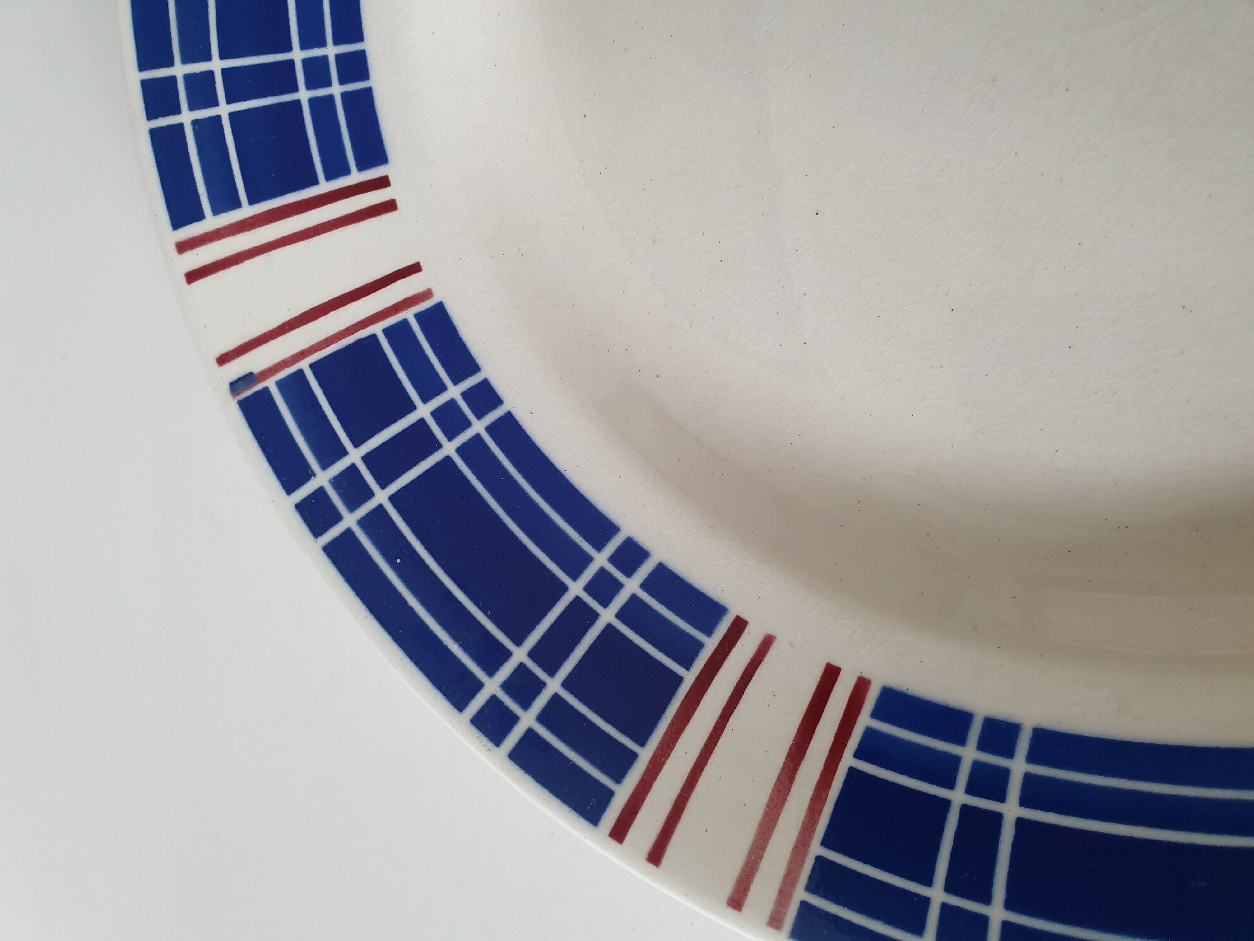 Round dish
