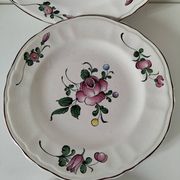 Trio d’assiettes anciennes peintes à la main