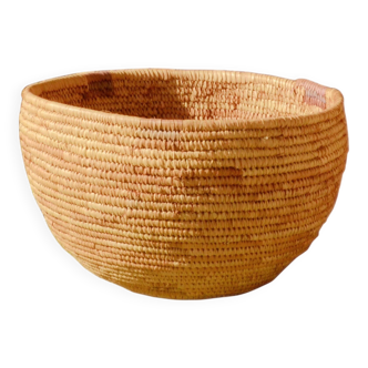 Handwoven basket made from rattan leaves, West Africa, 25x16cm