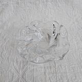 Rounded wave crystal empty pocket
