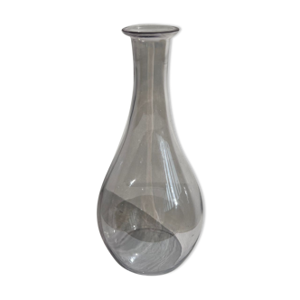 Vase en verre moderne