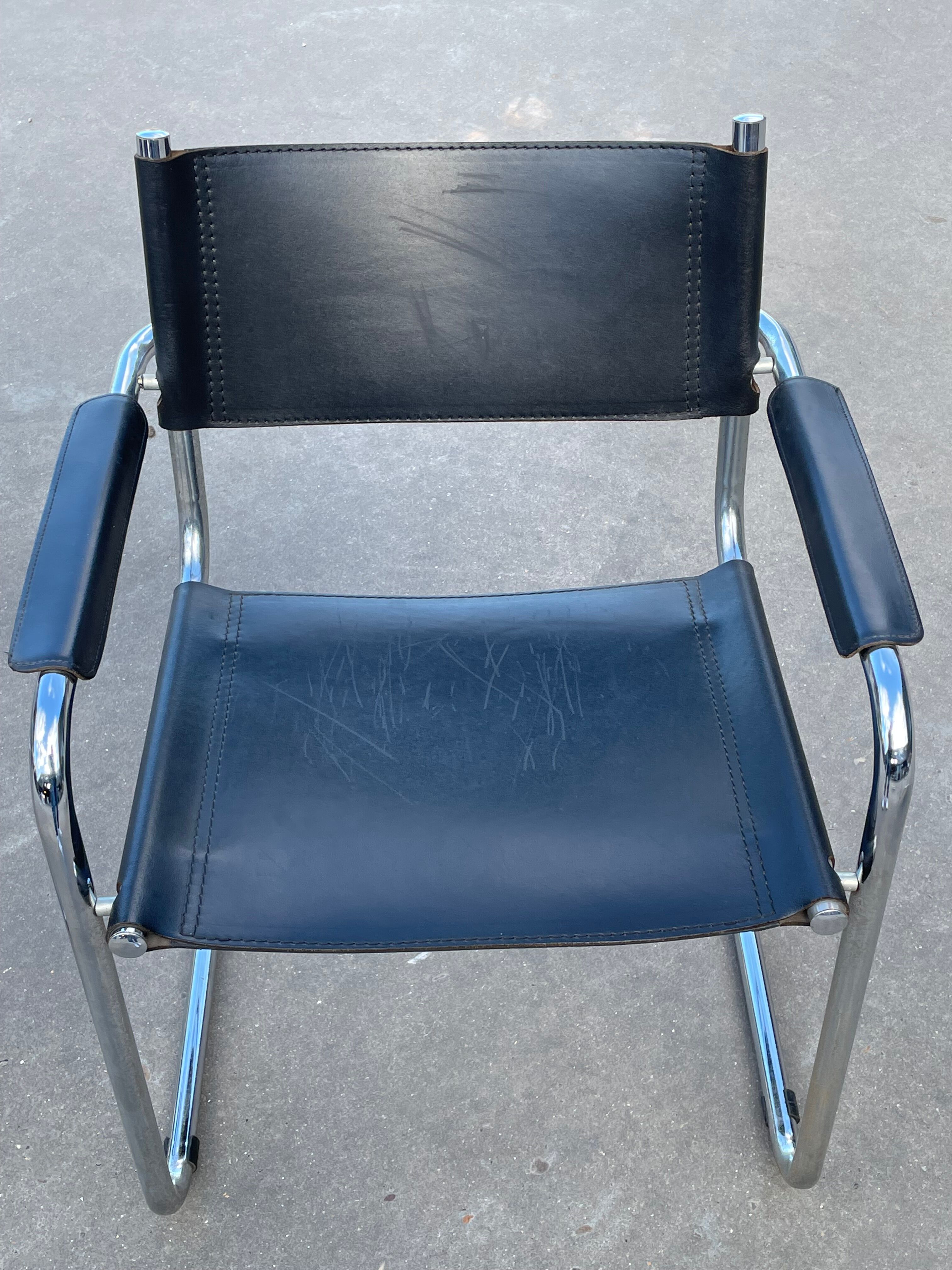 Set of 6 bauhaus cantilever chairs black leather and chrome design