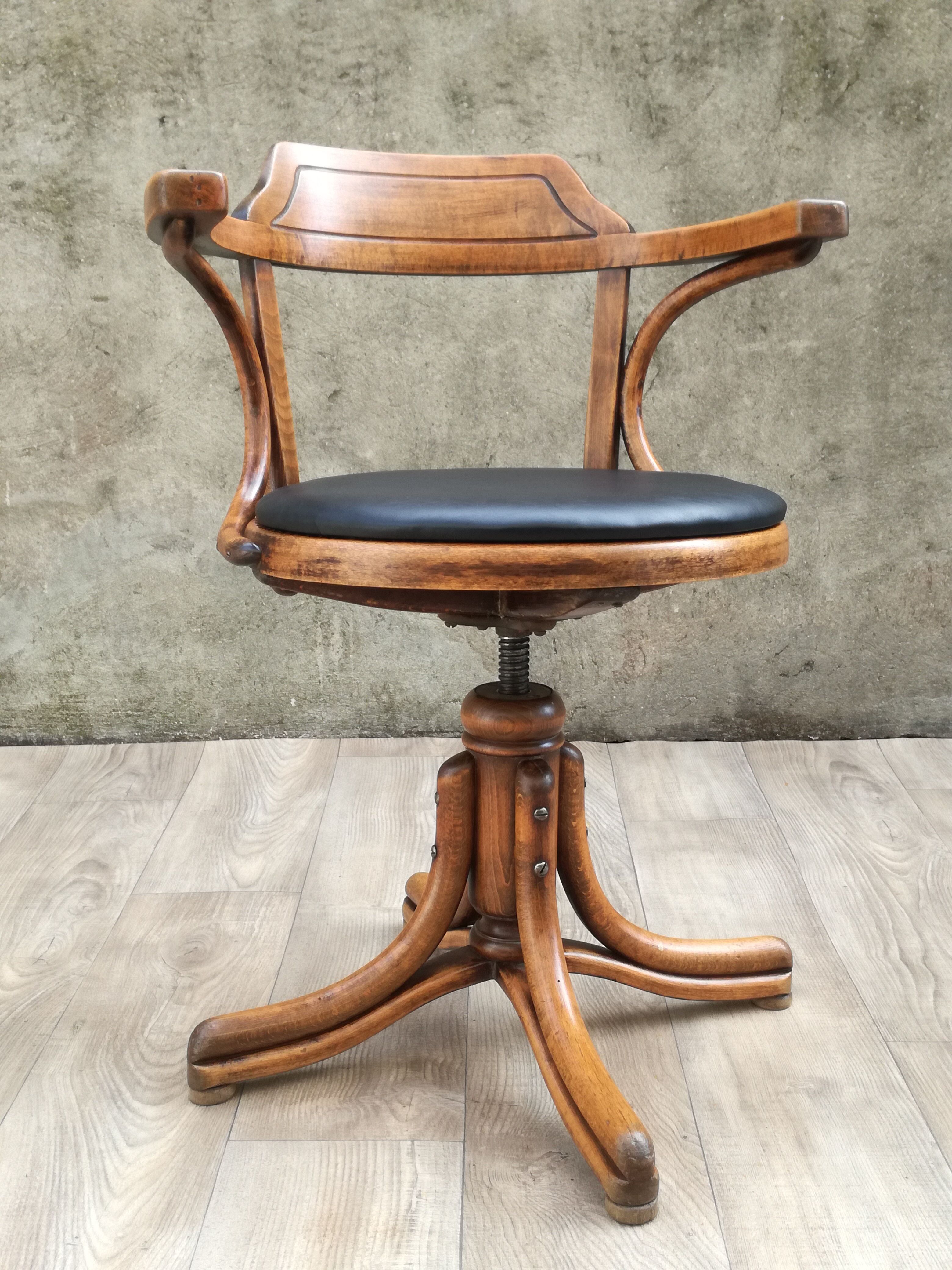 Thonet armchair