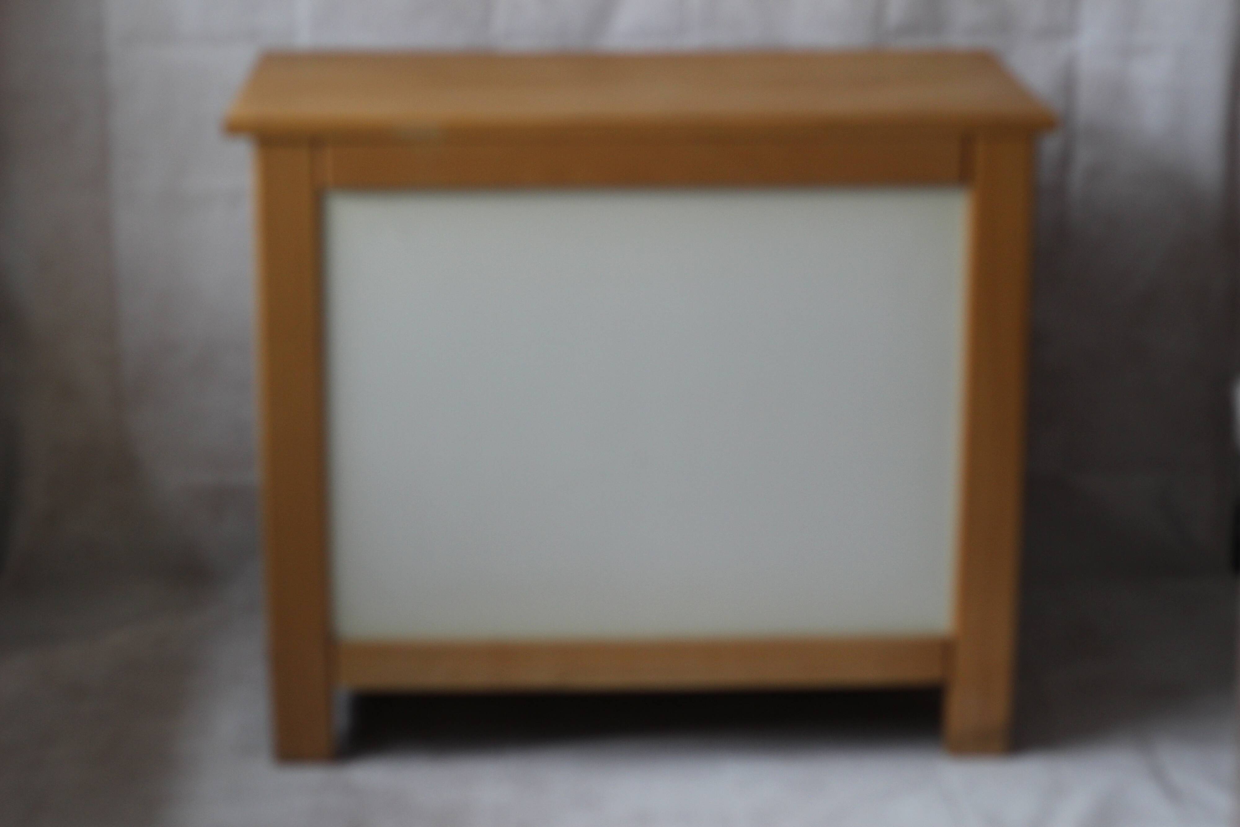 Commode en bois tiroirs arrondis