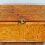 Vintage rattan chest