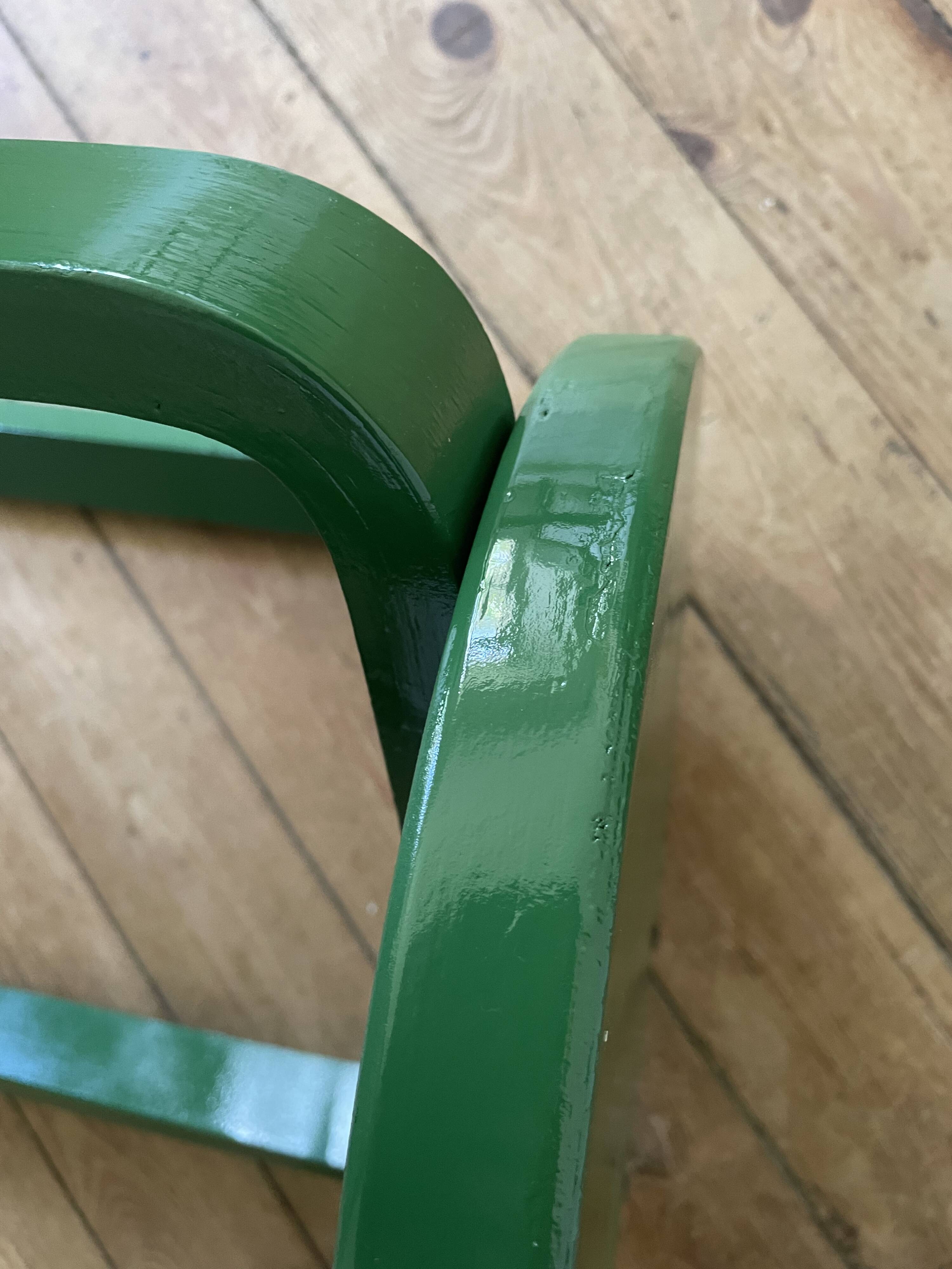 Tabouret Style Alvar Aalto vert