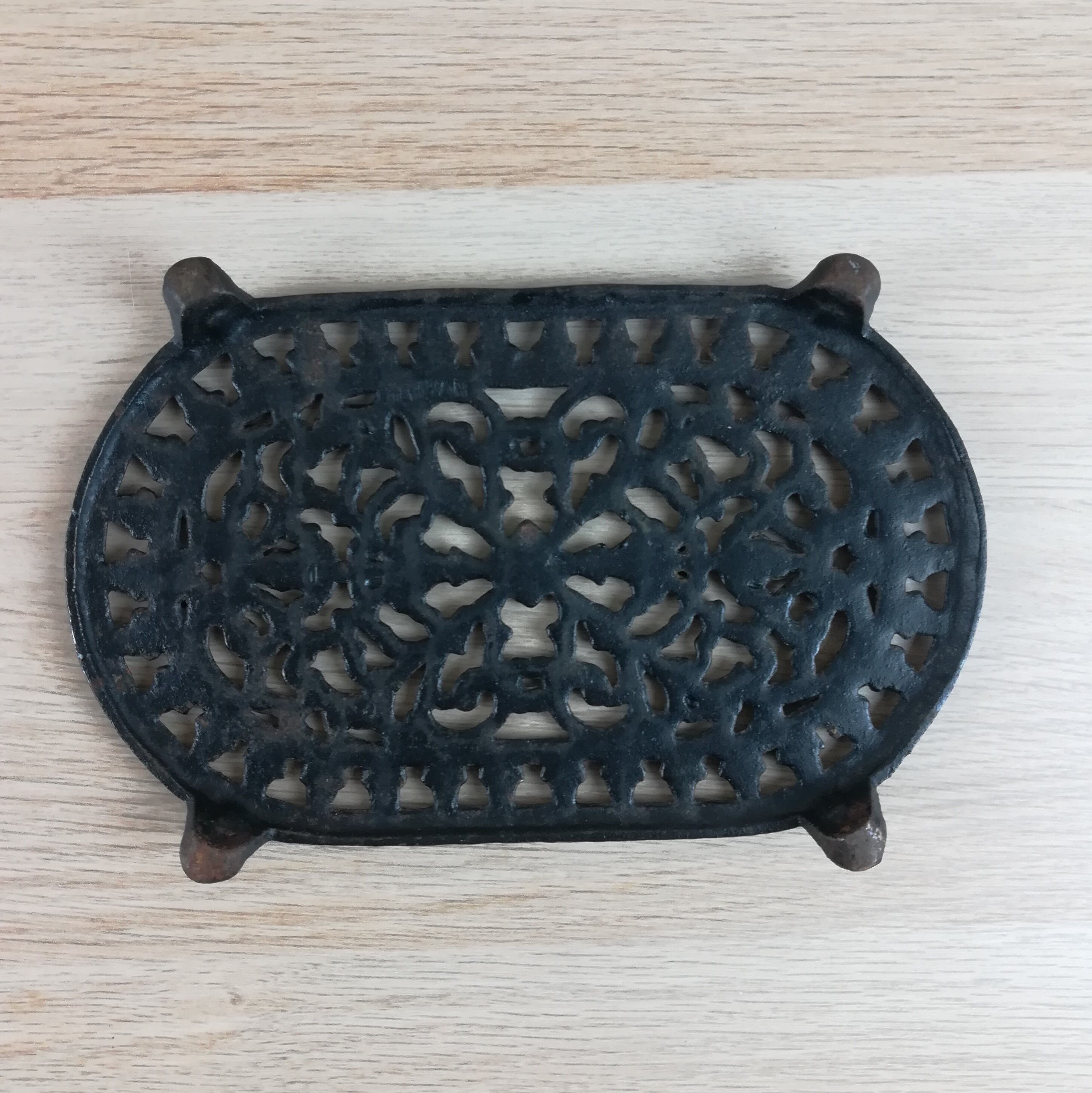 Black cast iron underside