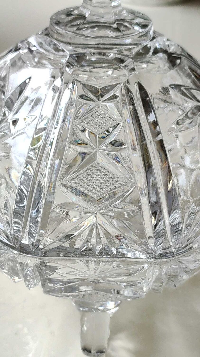 Vintage hexagonal Bohemian crystal bonbonnière/sweetener