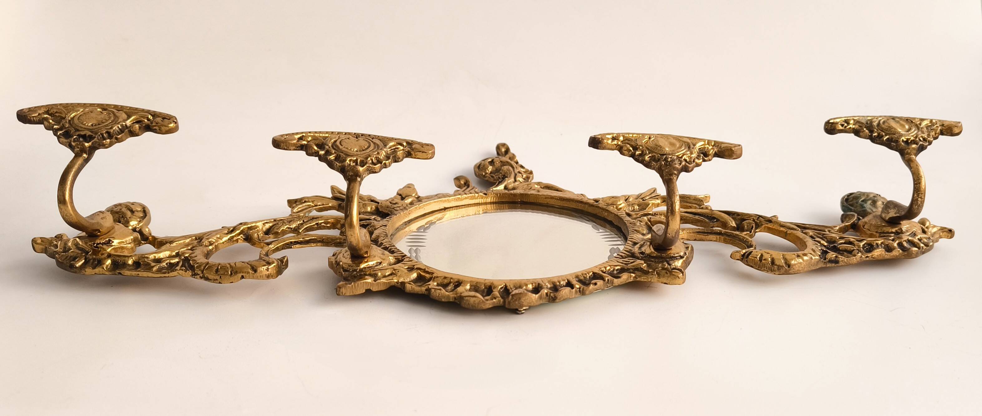 Porte-manteau espagnol en bronze des années 40