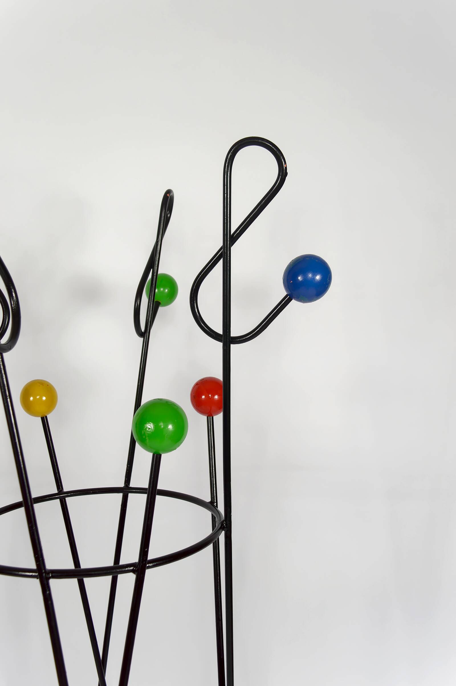 Porte-manteau « Clé de sol », par Roger Féraud, circa 1950
