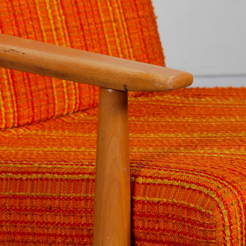 Paire de fauteuils en bois des années 1970