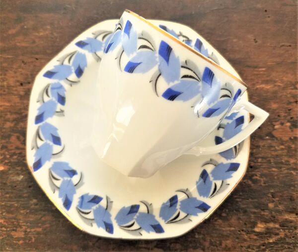 Service à thé ou à café art déco signé Tchéco-slovakia