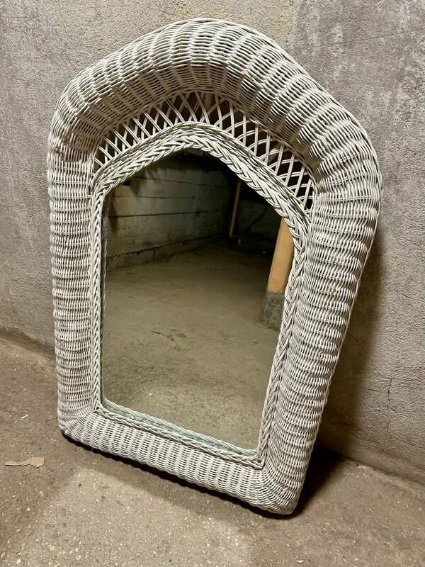 Miroir blanc rotin vintage