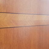 Armoire vintage