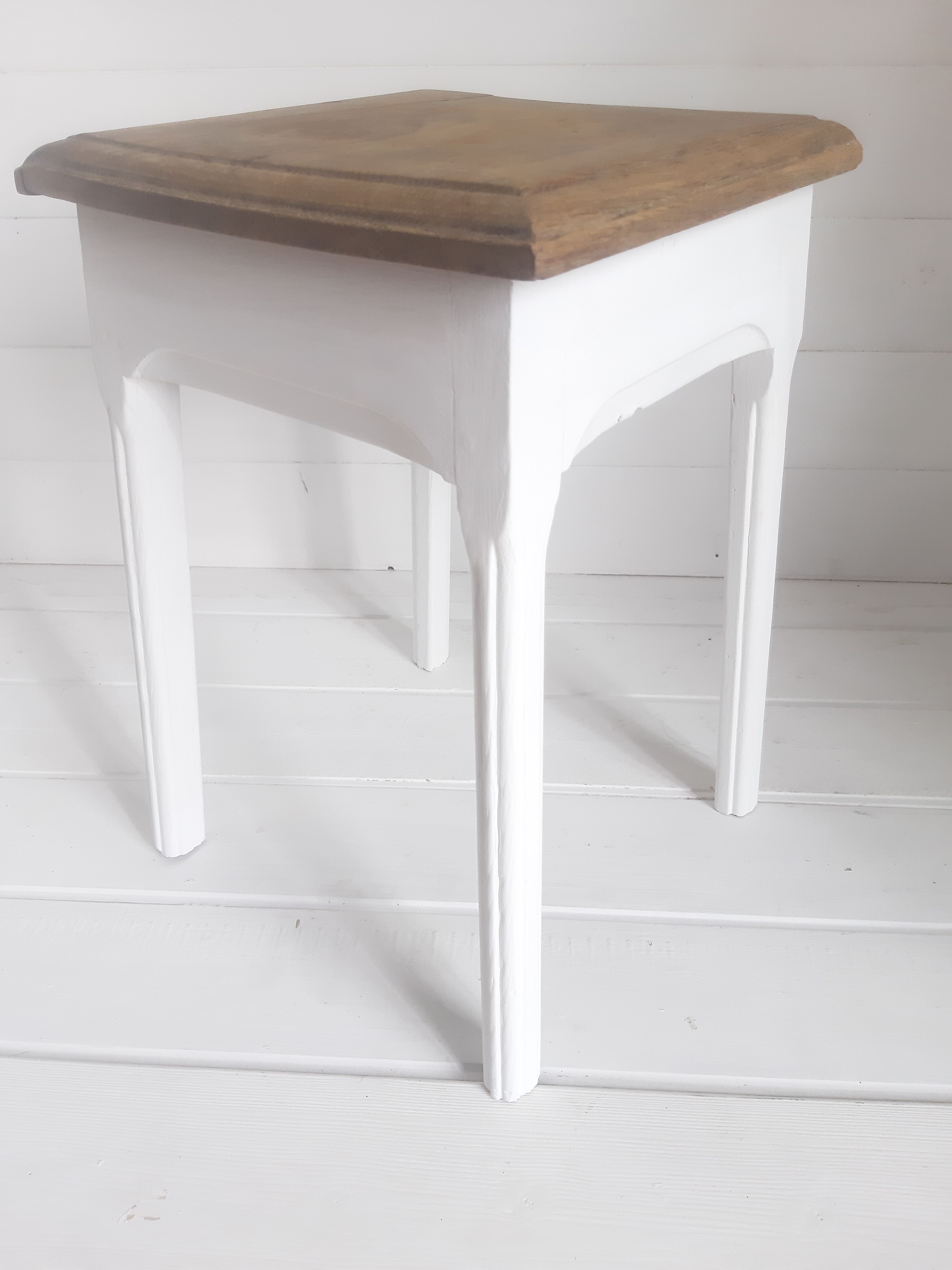 Stool / workshop stool