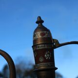 Verseuse orientale en laiton gravé – H29 cm x L22 cm x P7 cm