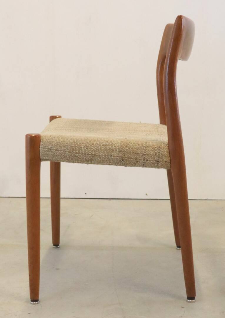 Suite de 6 chaises Niels O Möller modèle 77' Dukkerup