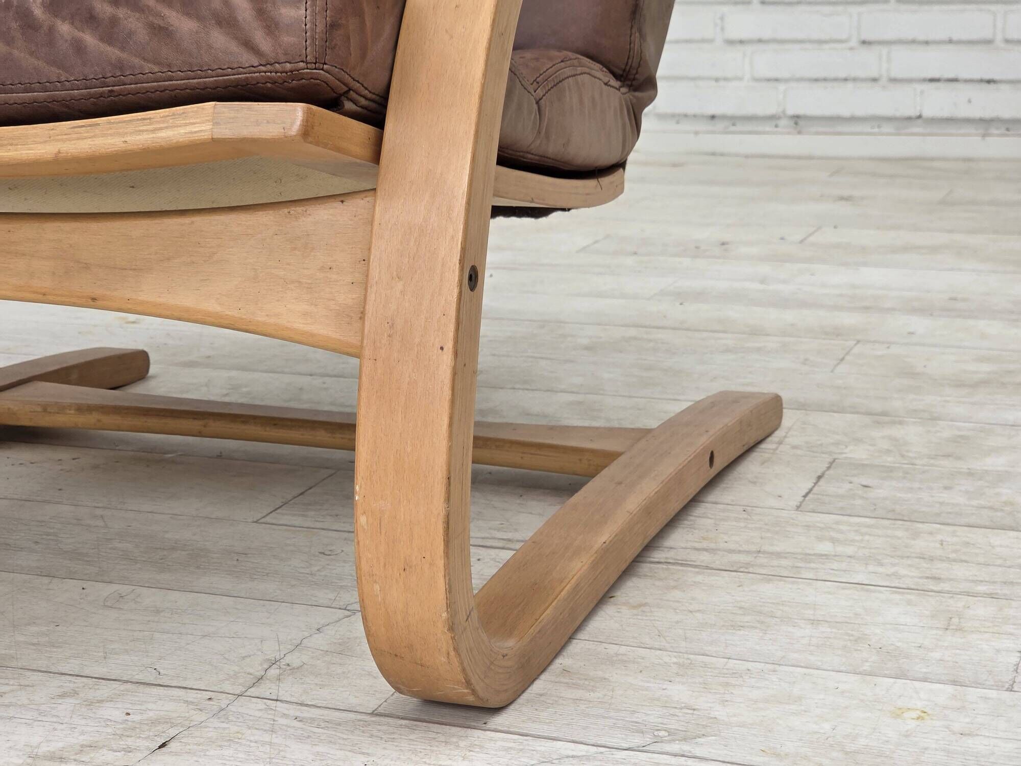1970s, Swedish design by Åke Fribytter, armchair, leather, bentwood.