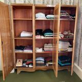 Très belle armoire de chambre en bois 1950