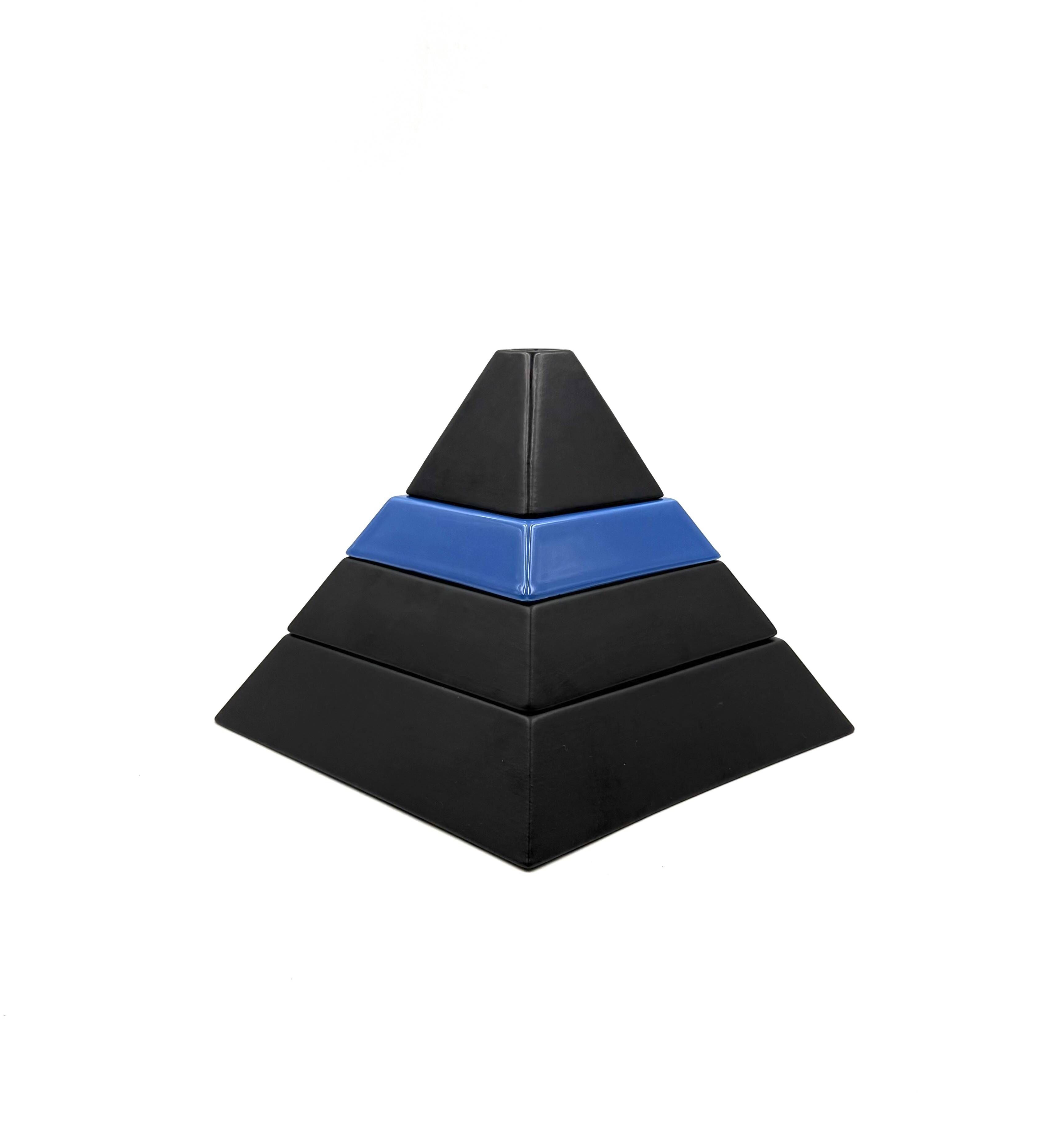 Pyramid shaped stacked ceramic ashtrays / centerpiece Amalgames France 1980