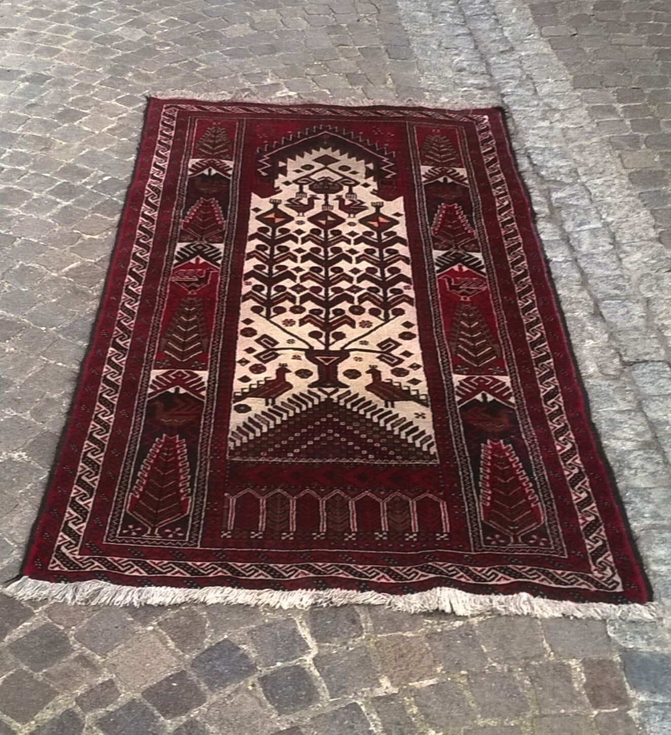 Oriental carpet