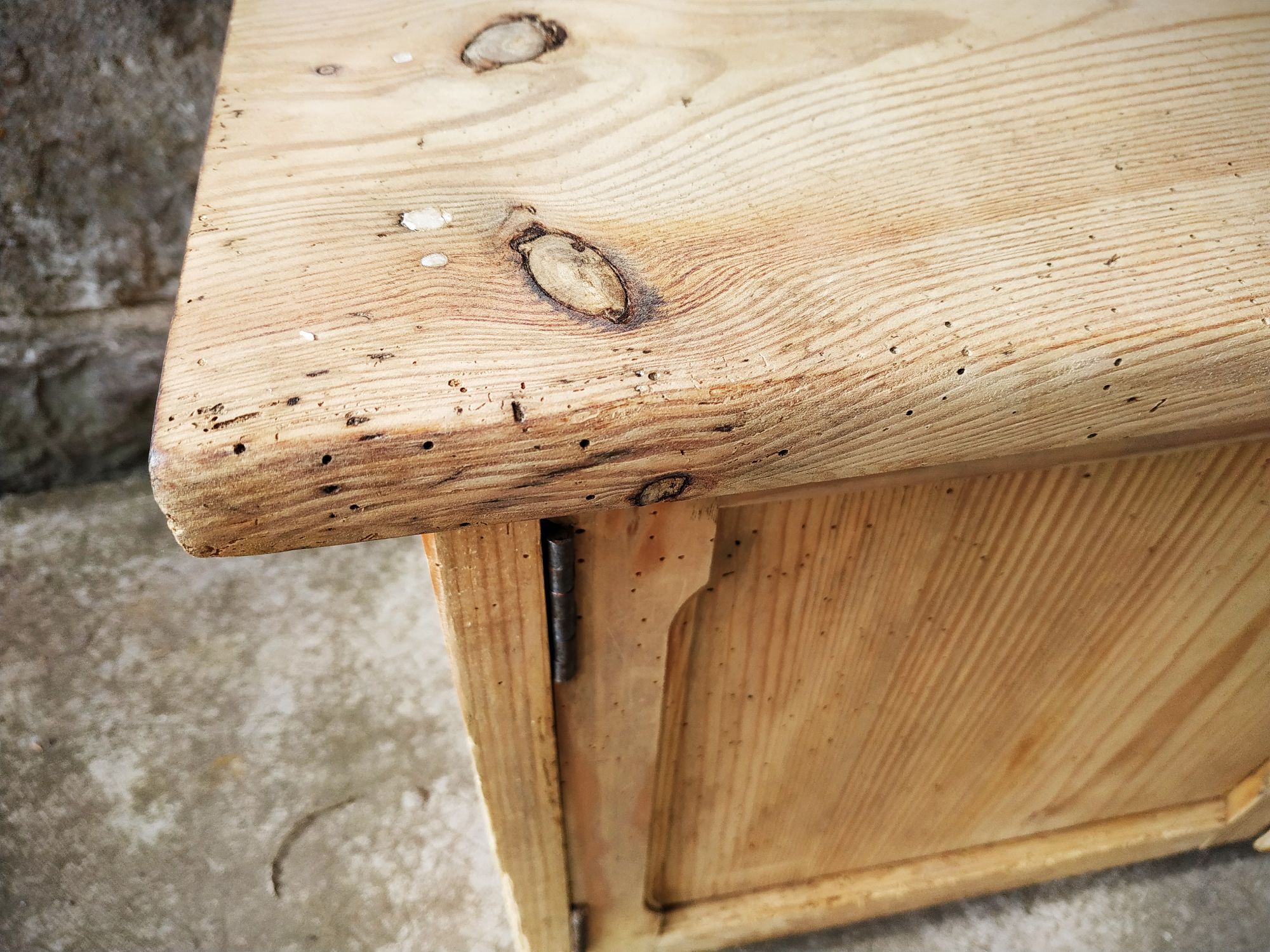 Small old tree closet