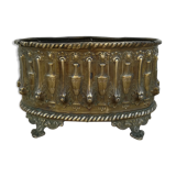 Repulsed brass planter