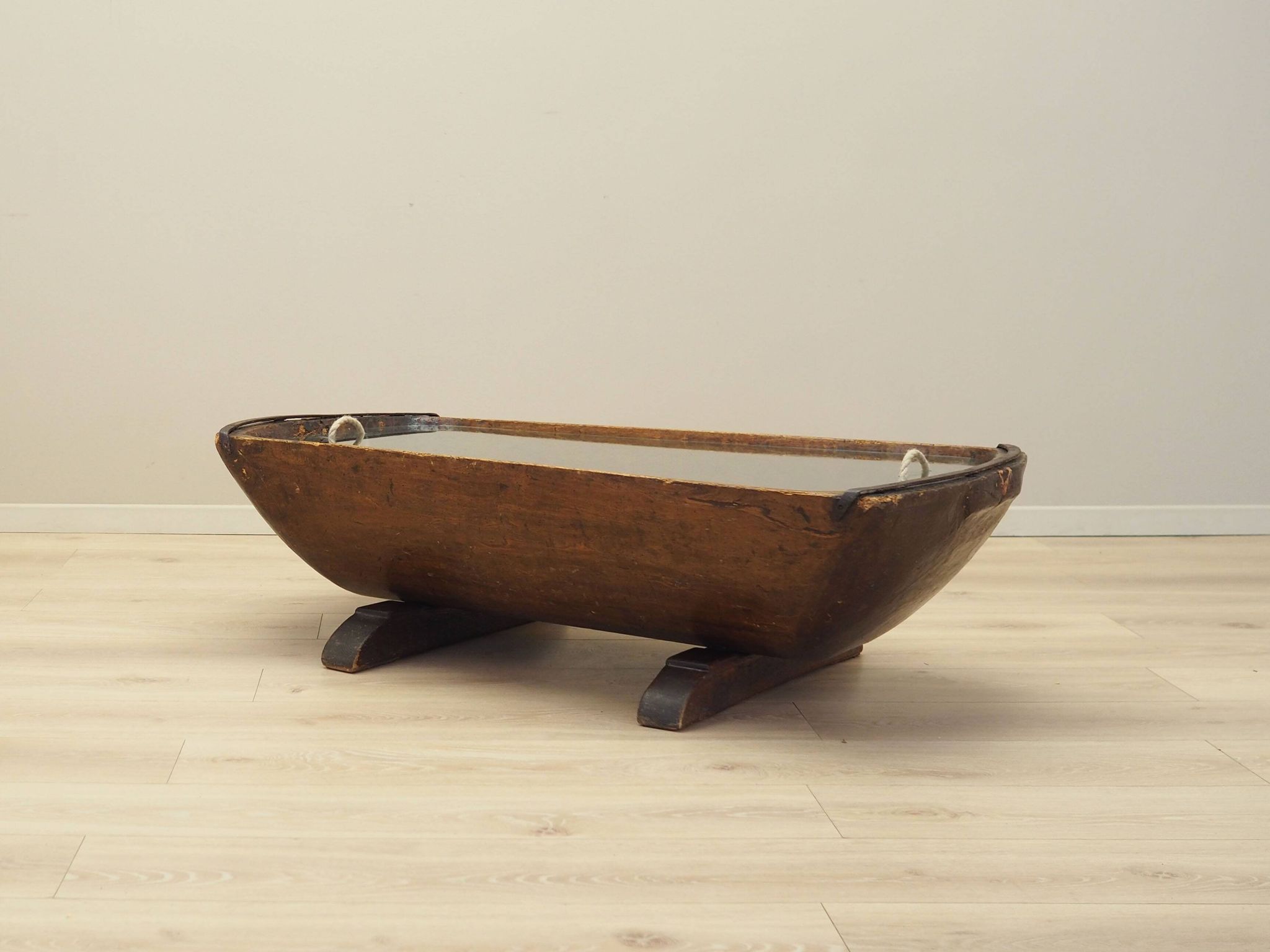 Pine coffee table, Italian design, 1960s, production: Italy