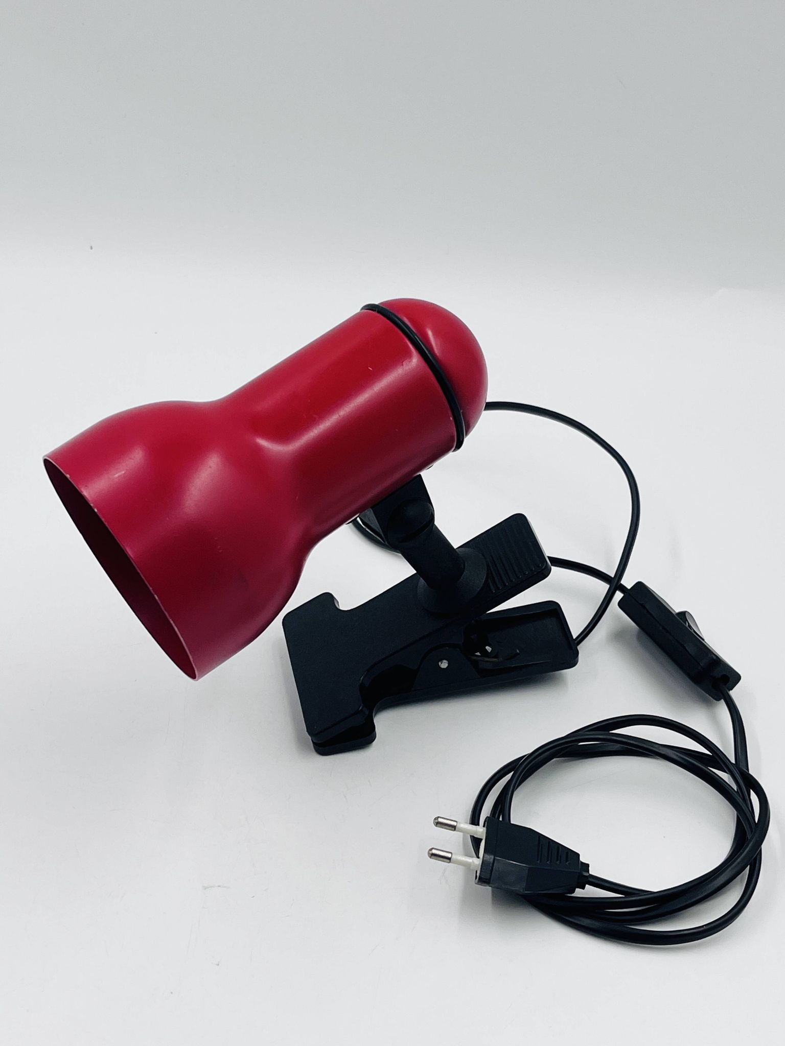 Orientable vintage clip spotlight, European production, 1980s.