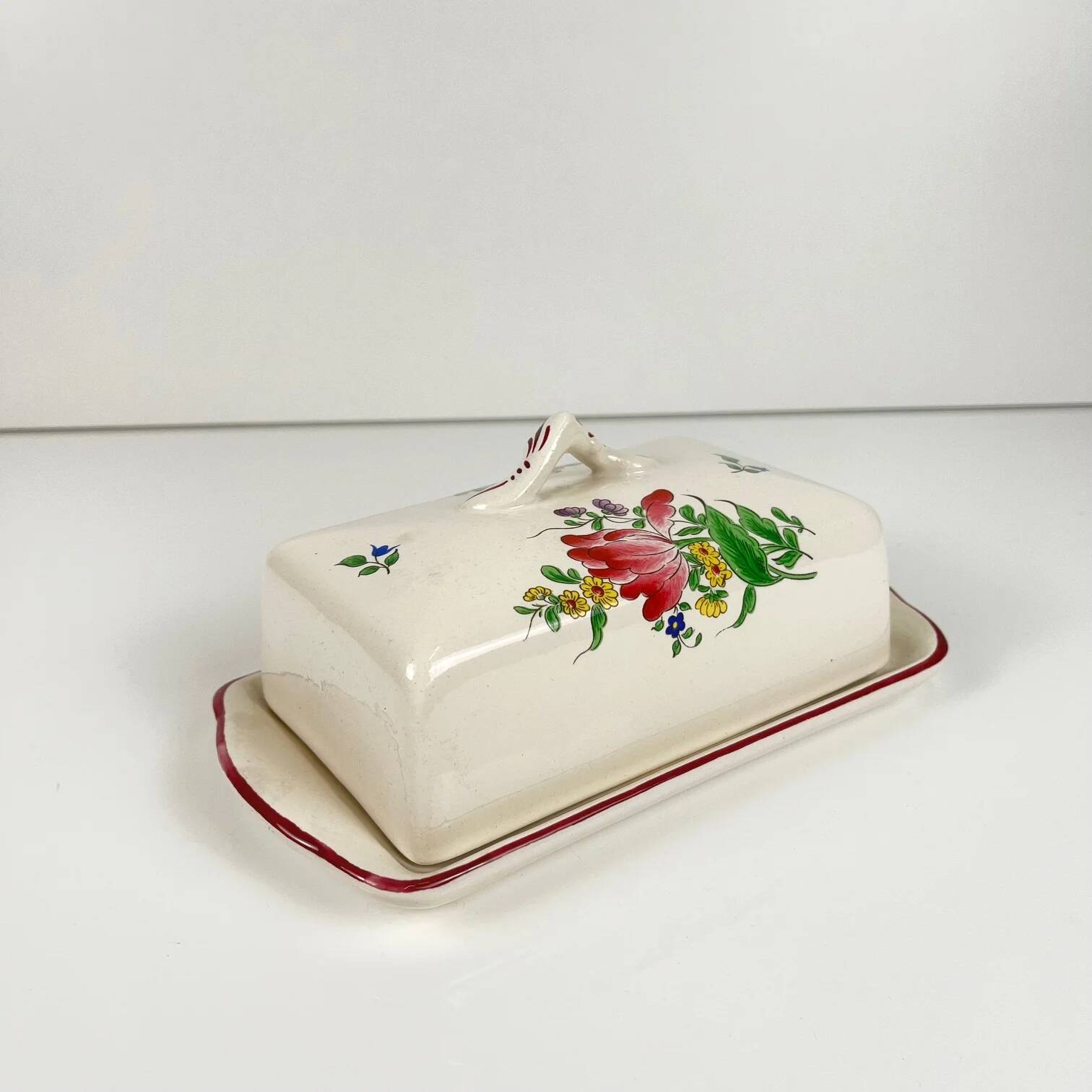 Butter dish KG Luneville model Réverbère 1950, earthenware