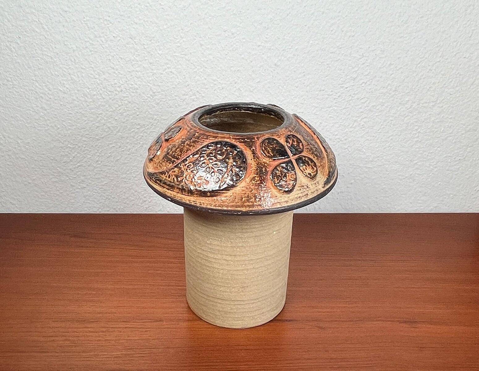 Mid-century modern stoneware mushroom vase by Haico Nitzsche for Søholm, 1960s.