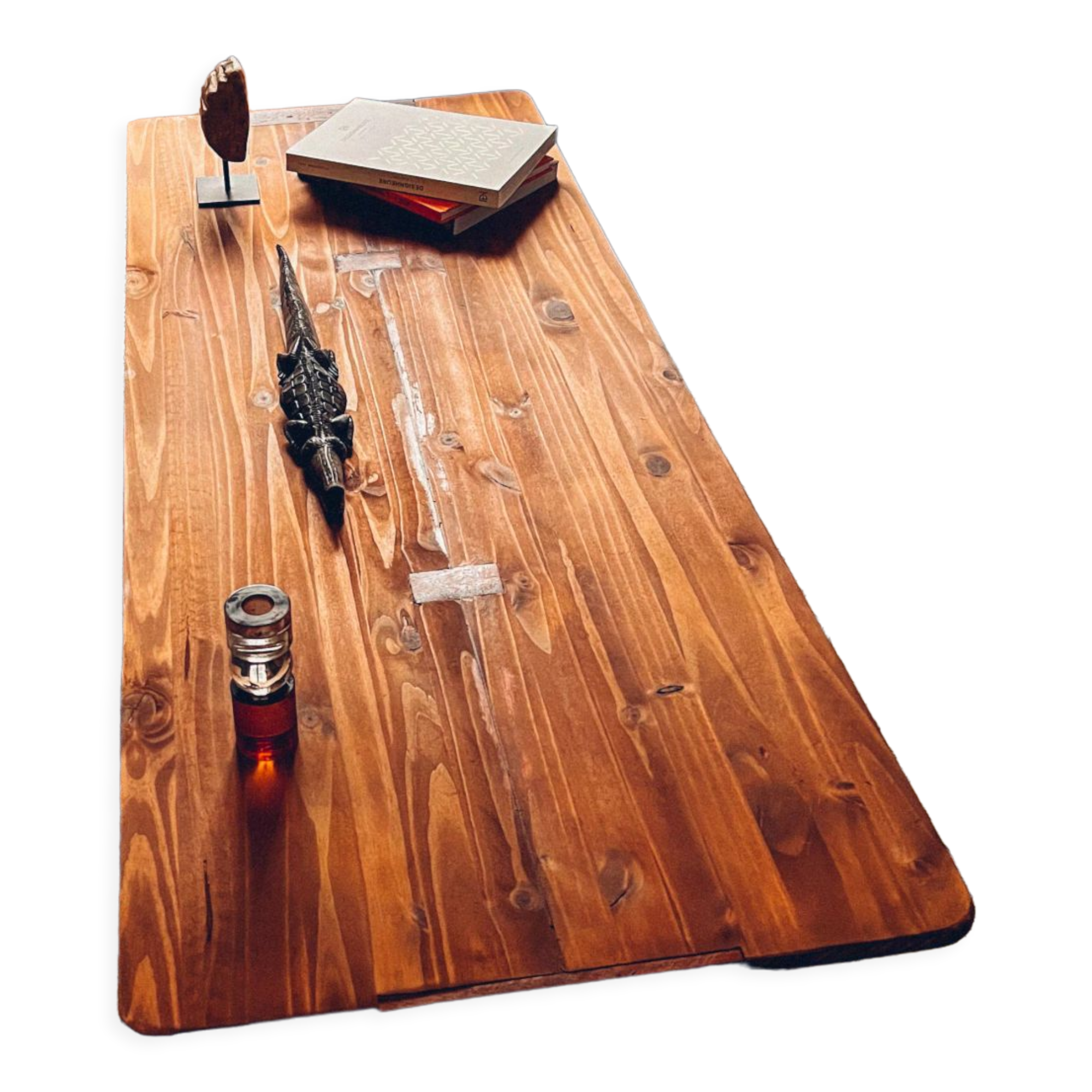 Coffee table in wood and brass