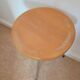 Nuta stool