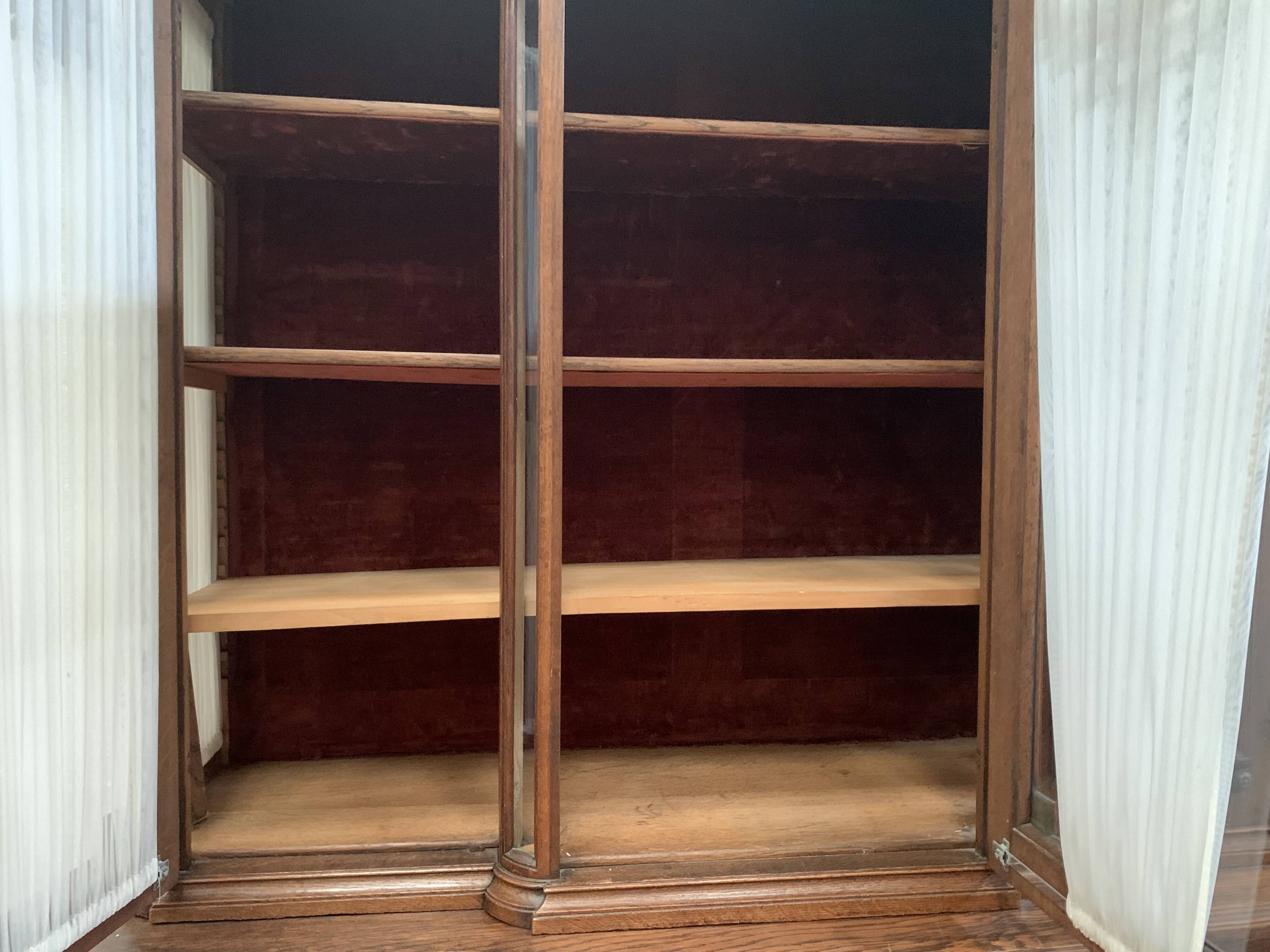 Buffet Liégeois in two bodies Chene massive patinated XX century