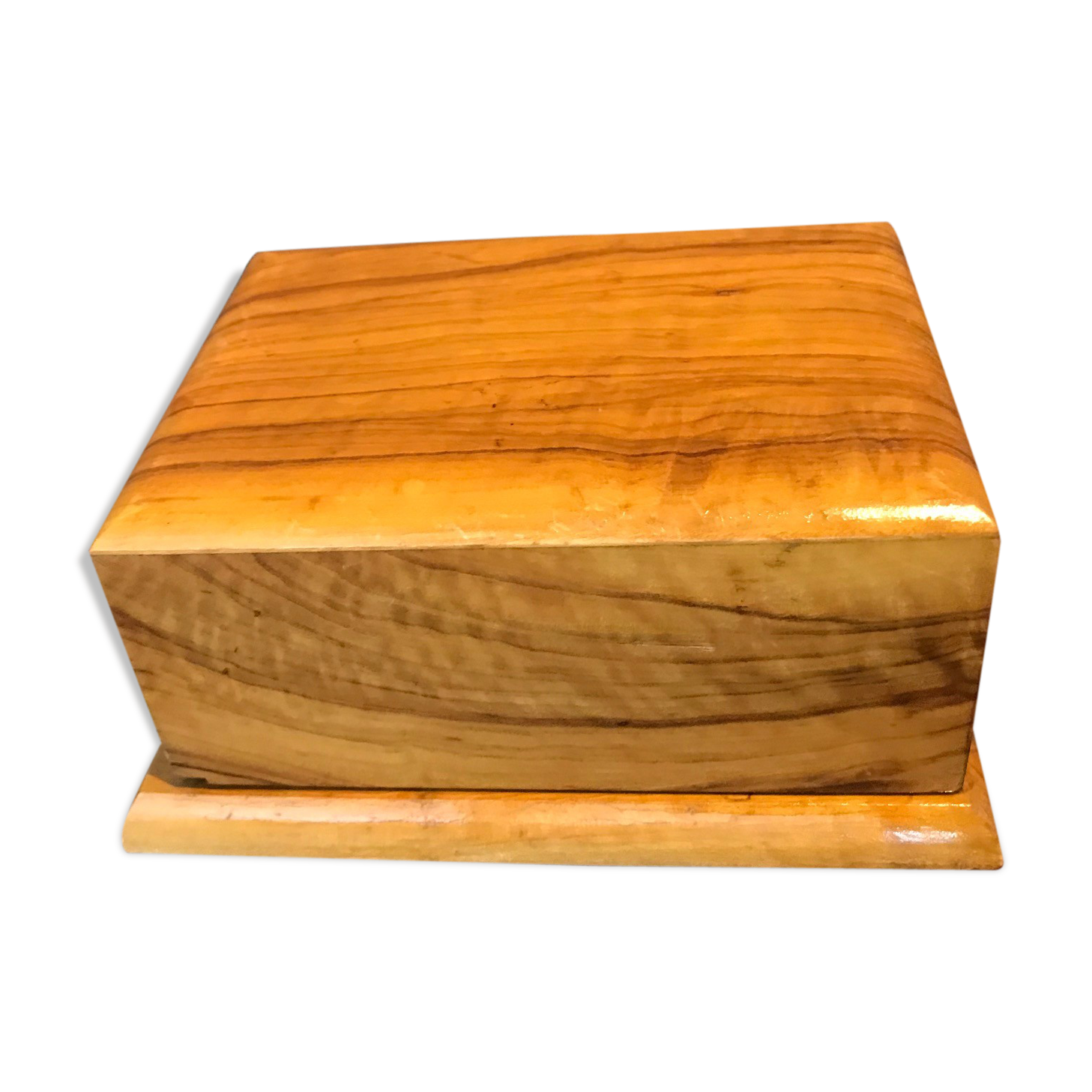 wooden cigarette box 70 years