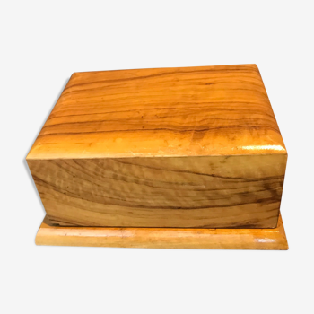 wooden cigarette box 70 years