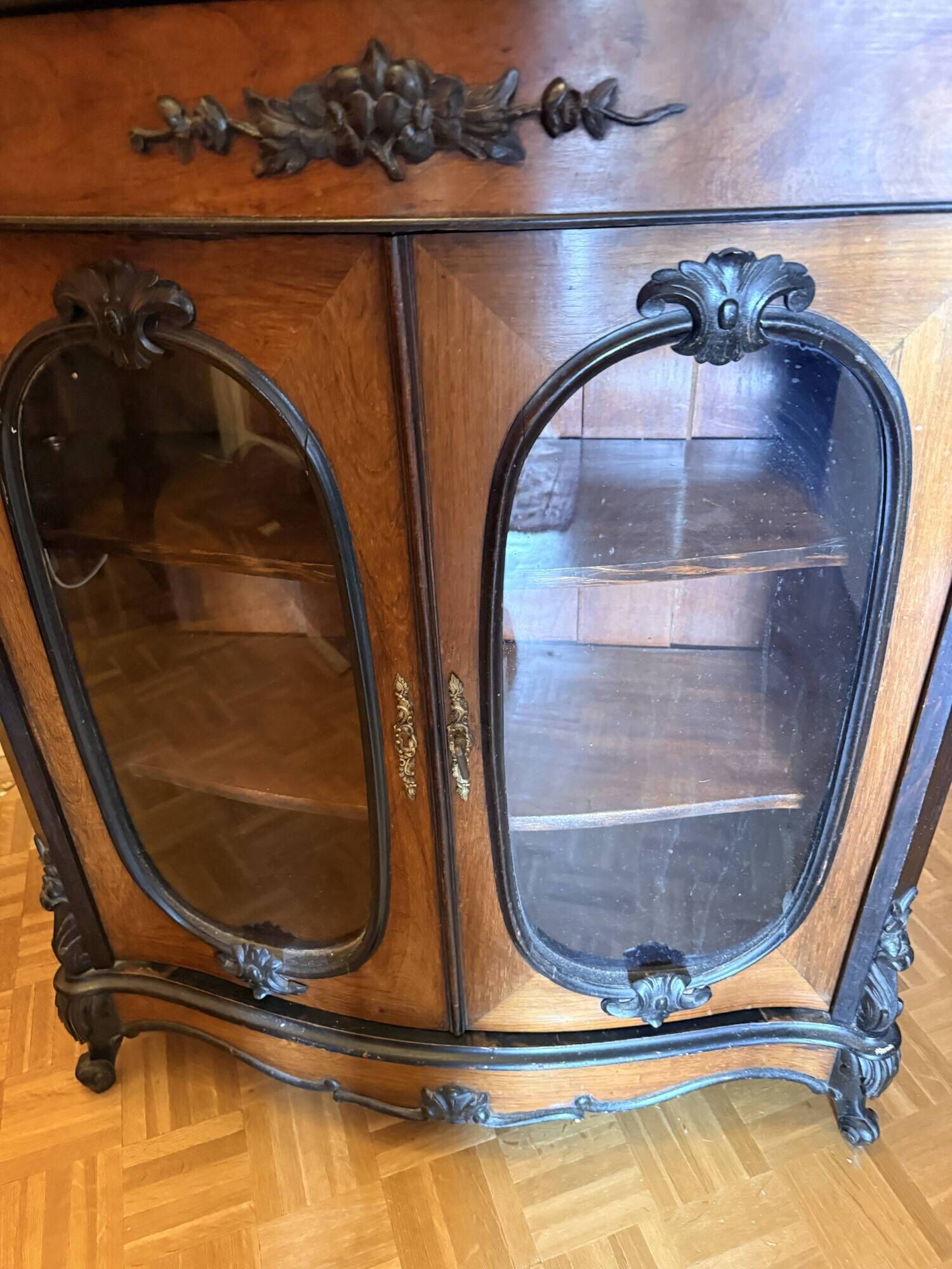 Display cabinet, low bookshelf from the Napoleonic III period.