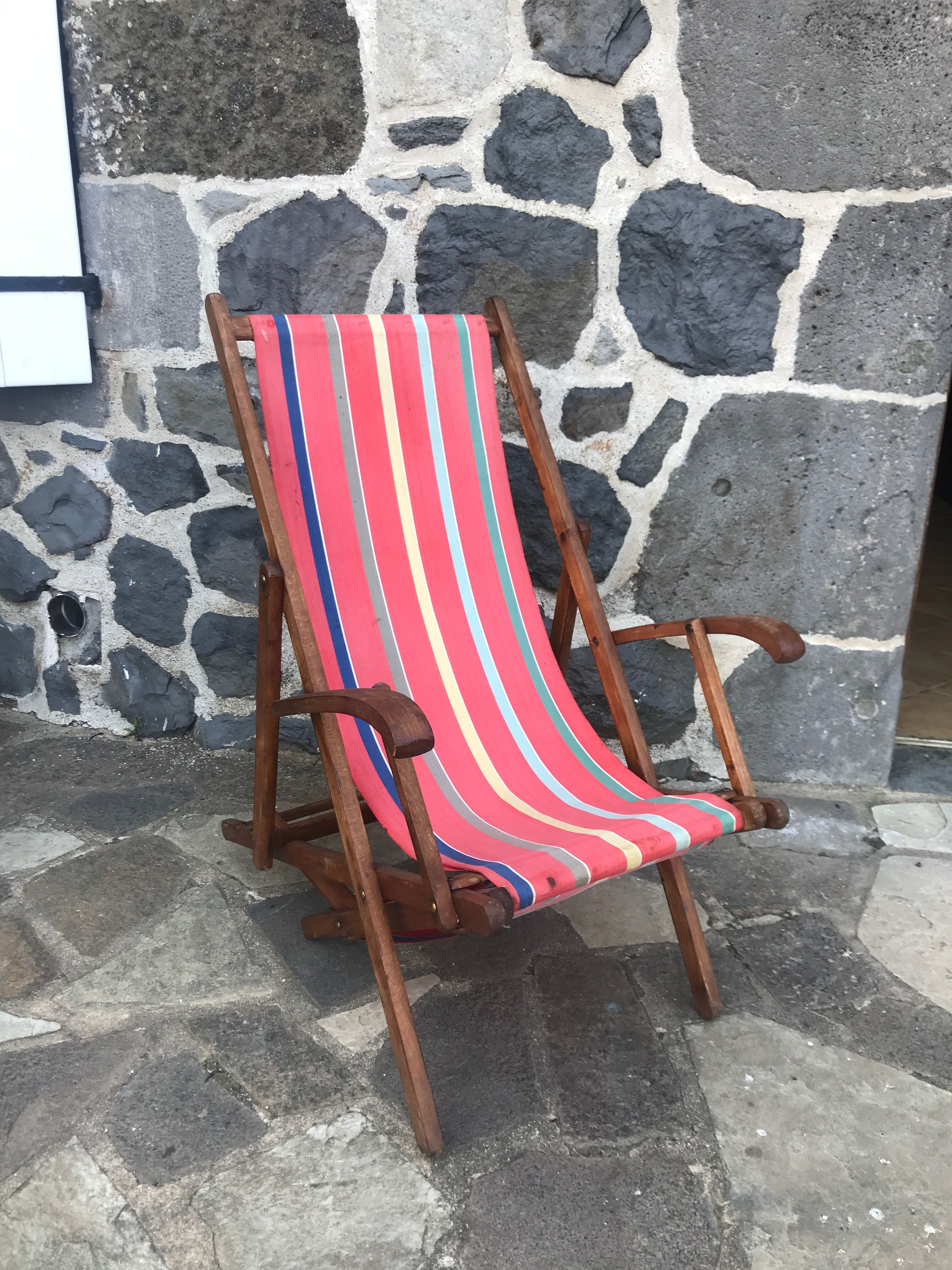 Deckchair convertible into a sun lounger