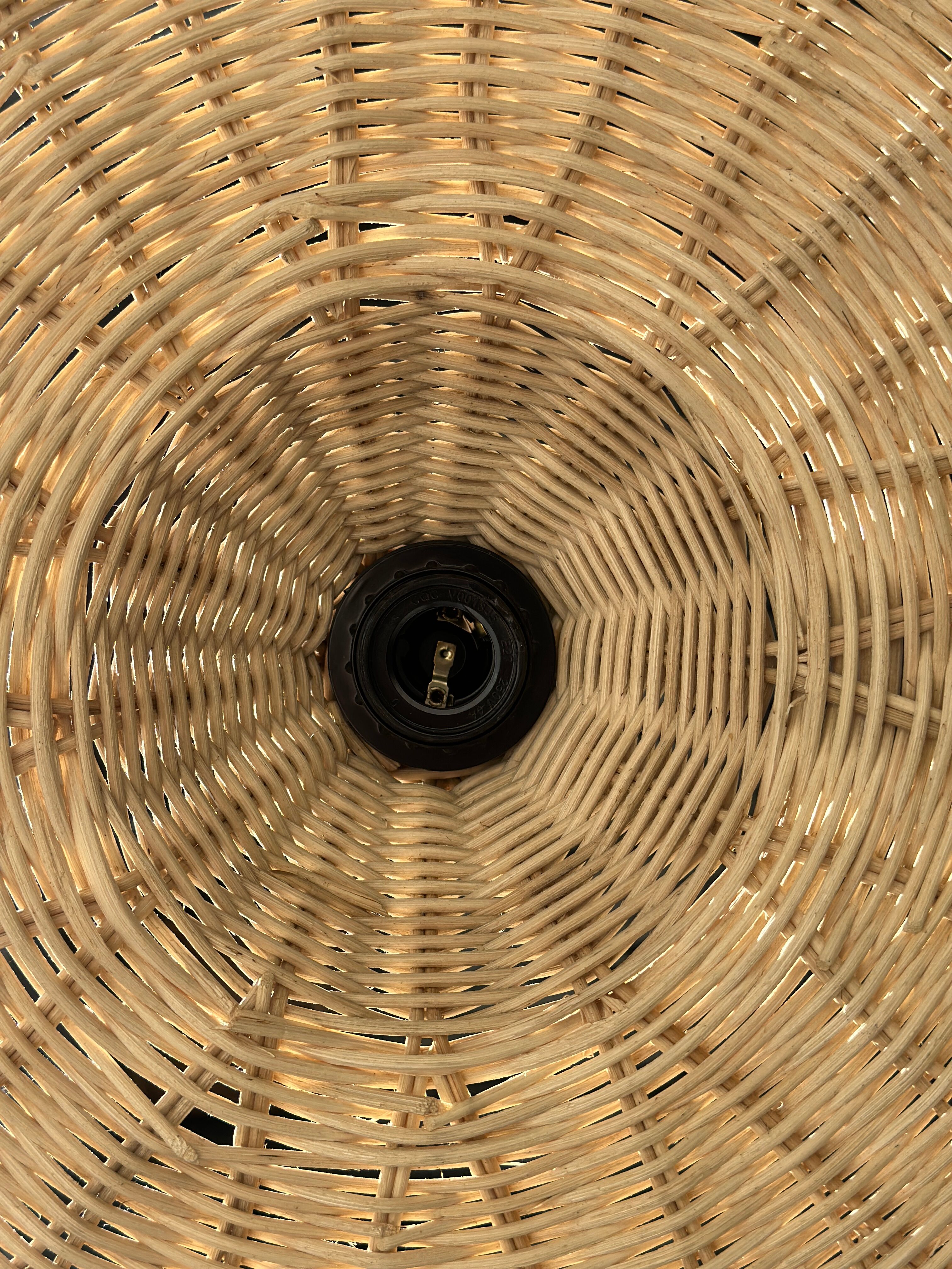 Suspension en rotin en forme chapeau D:60cm