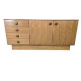 Vintage wooden sideboard / chest of drawers / sideboard