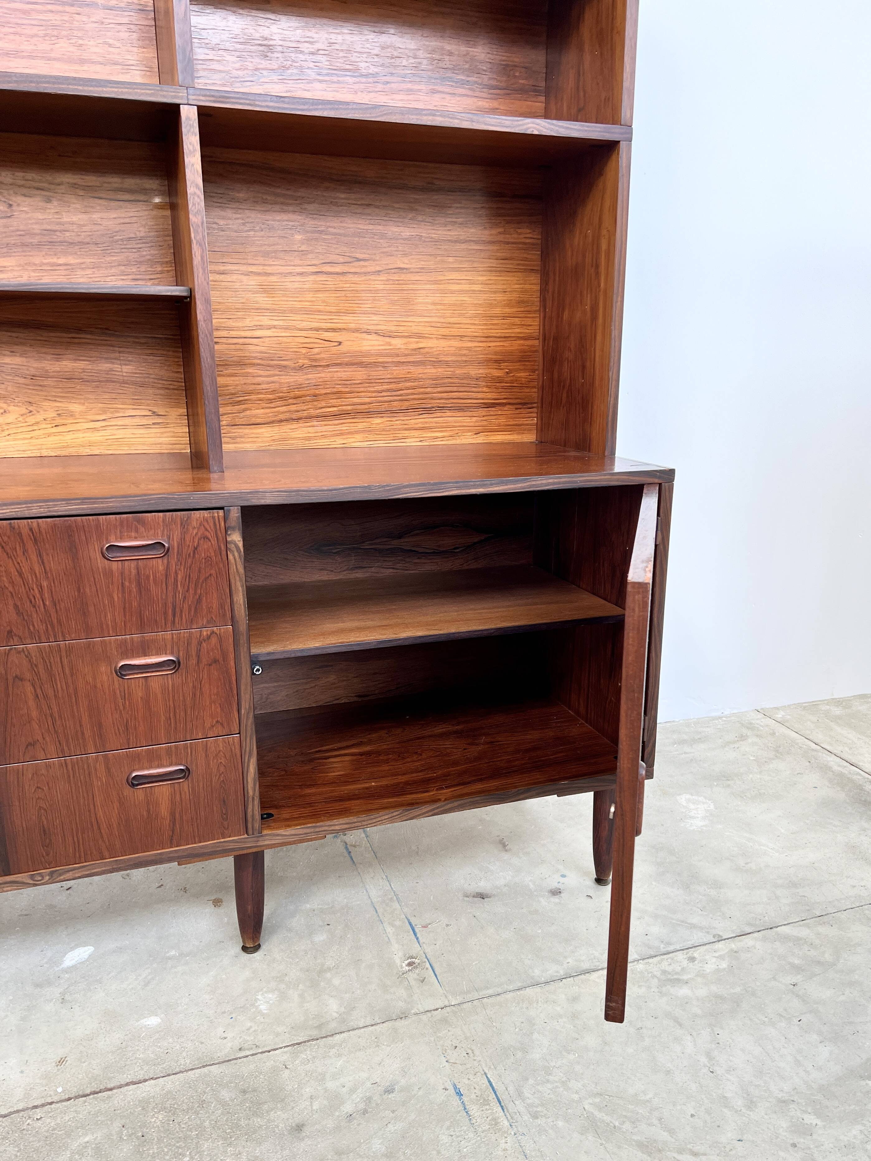 Modular bookshelf and storage unit in rosewood from the 1970s.