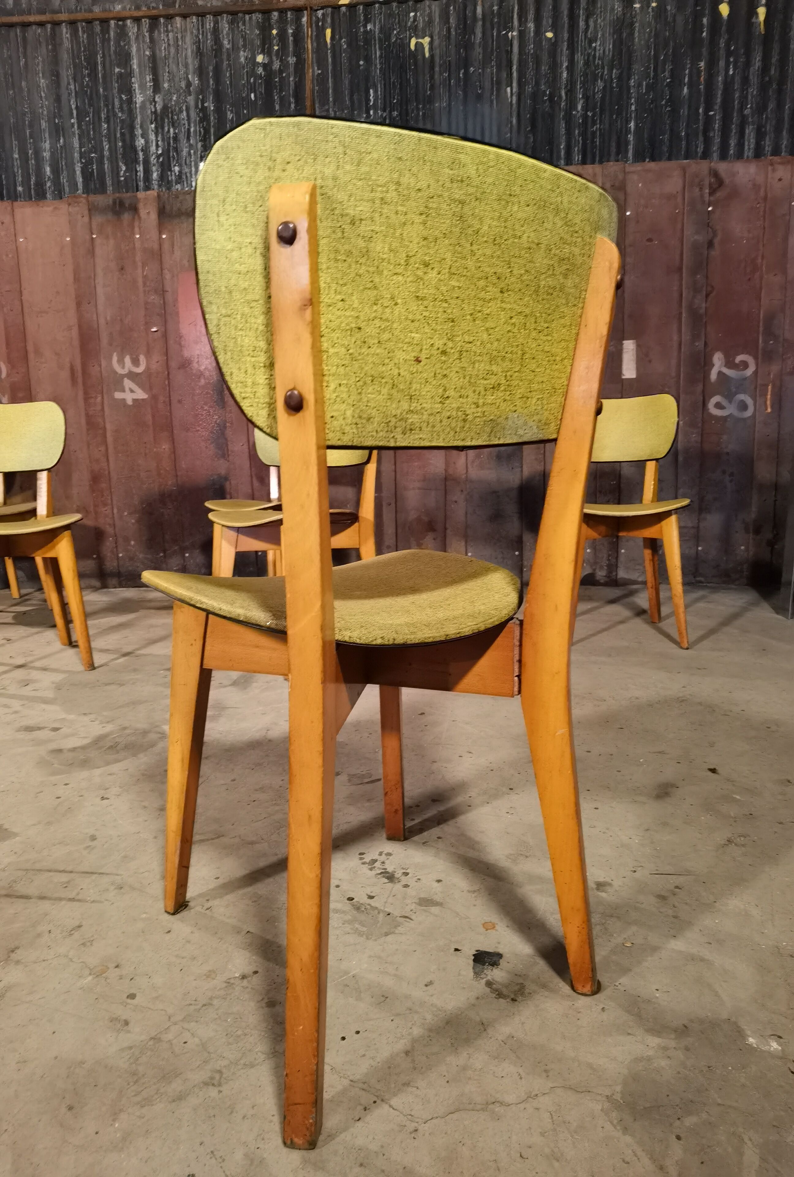 Lot of 6 chairs compass feet 1970